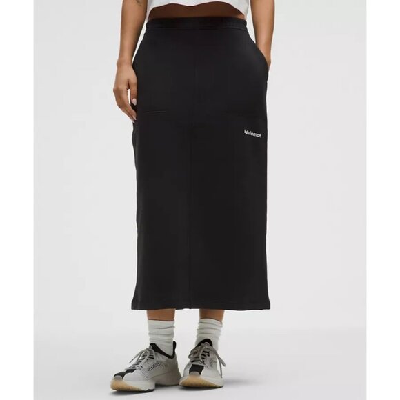 Lululemon Loungeful High-Rise Midi Skirt Black Size M Womens Casual Stretchy - Picture 1 of 2